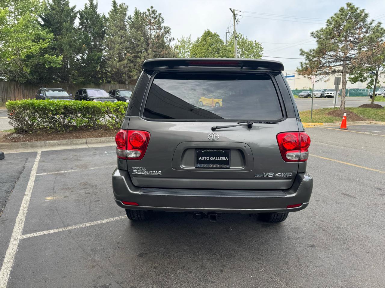 Used 2006 Toyota Sequoia Limited AWD/4WD image 5