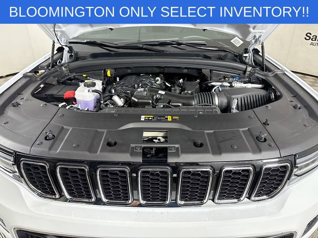 New 2025 Jeep Grand Cherokee L Overland w/ Trailer Tow Package image 32