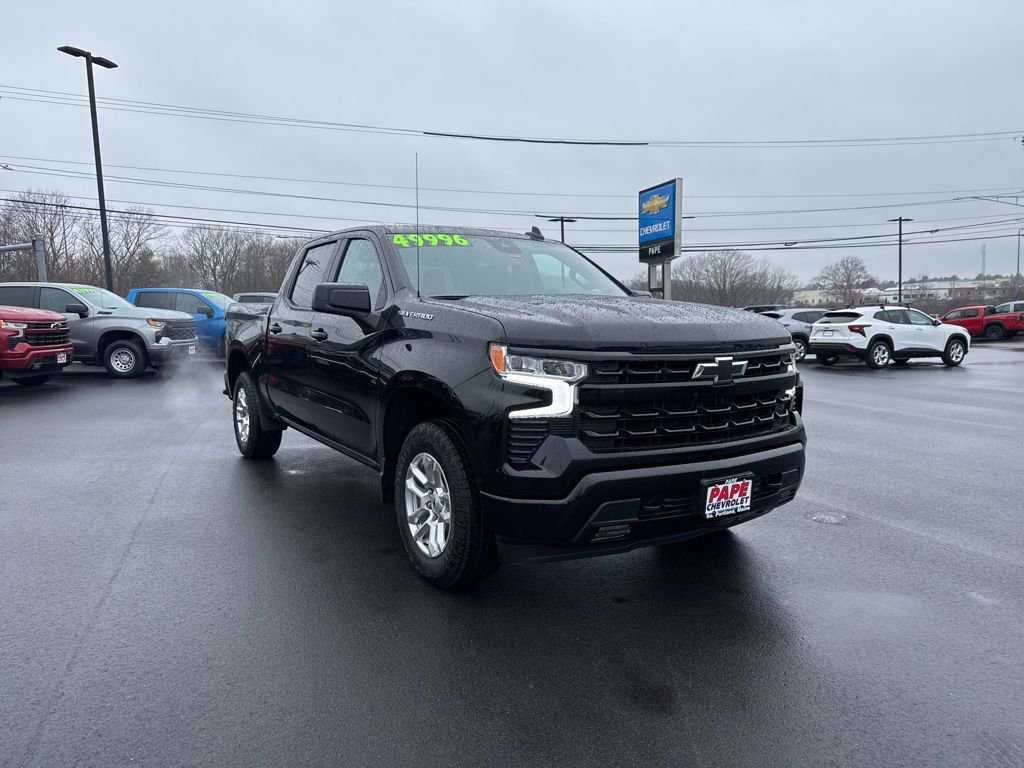 Used 2026 Chevrolet Silverado 1500 RST AWD/4WD image 2