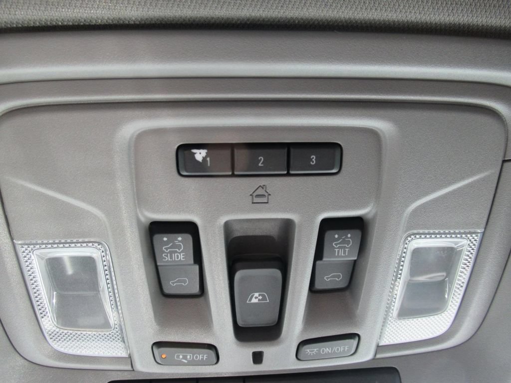 Used 2024 GMC Sierra 2500 Denali w/ Denali Reserve Package AWD/4WD image 31