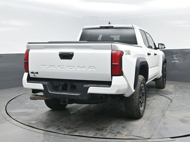Used 2024 Toyota Tacoma TRD Off-Road image 21