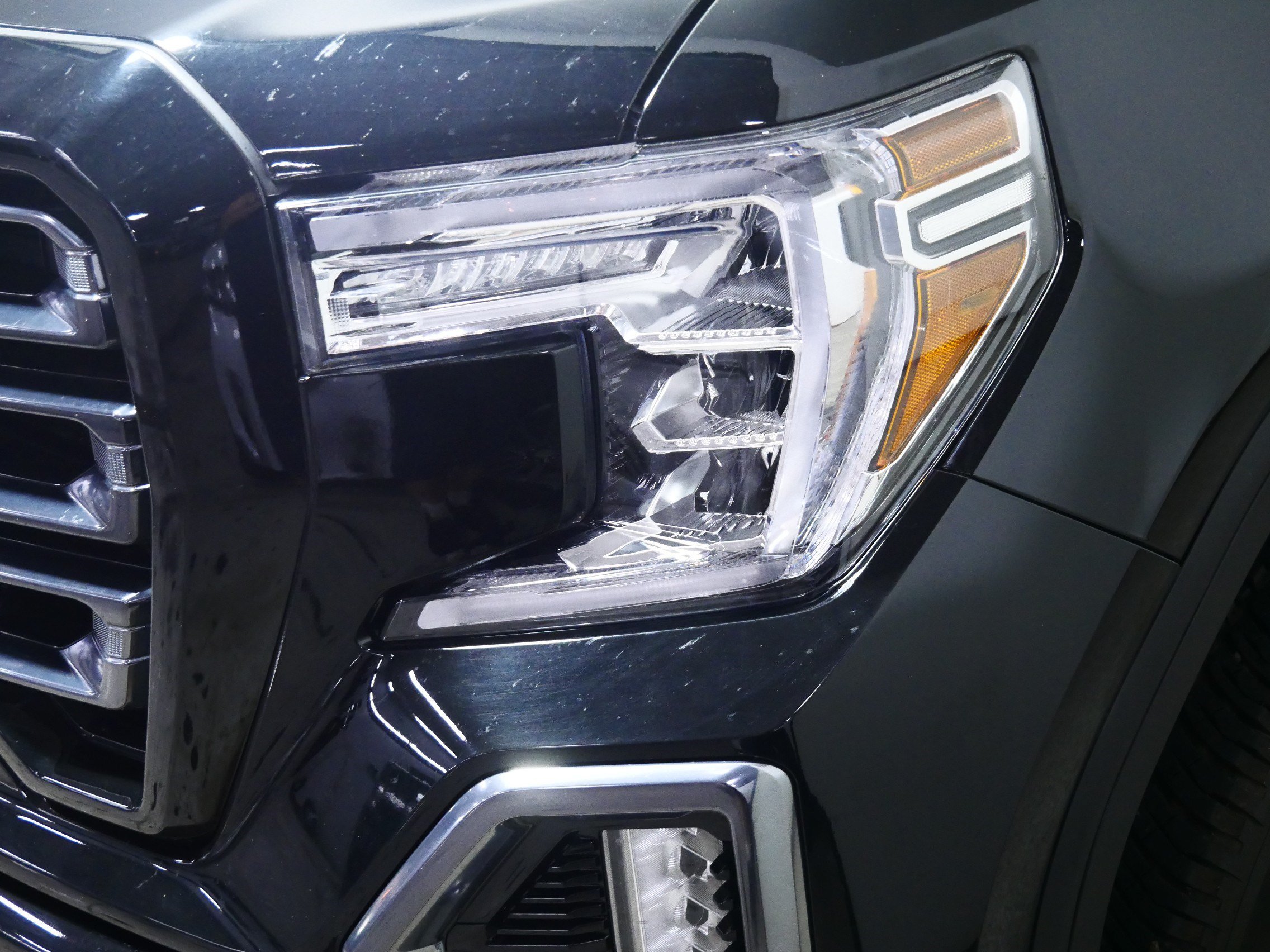 Used 2021 GMC Sierra 1500 AT4 w/ AT4 Preferred Package AWD/4WD image 16
