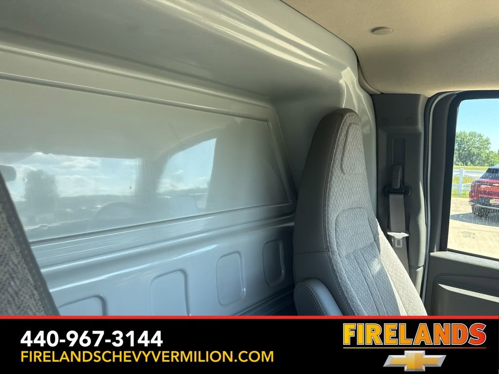 New 2025 Chevrolet Express 2500 Work Van w/ Driver Convenience Package image 27