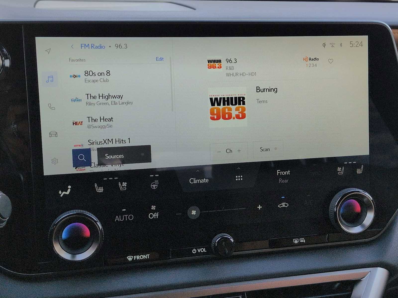 Used 2023 Lexus RX 350 Premium image 30