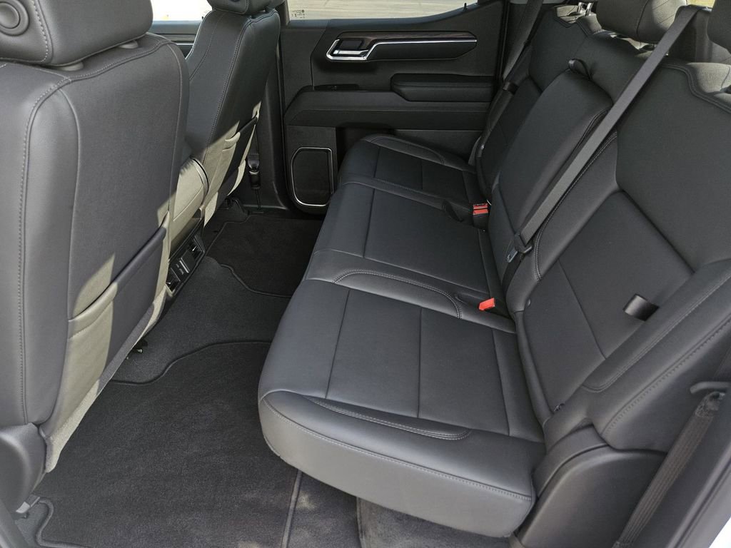 Used 2025 GMC Sierra 1500 SLT image 27