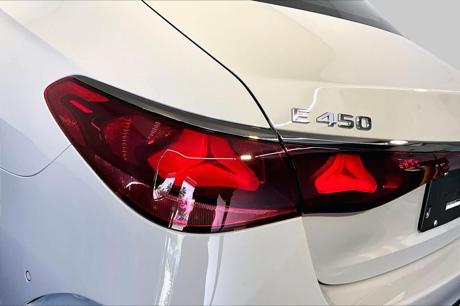 New 2027 Mercedes-Benz E 450 4MATIC Sedan image 5