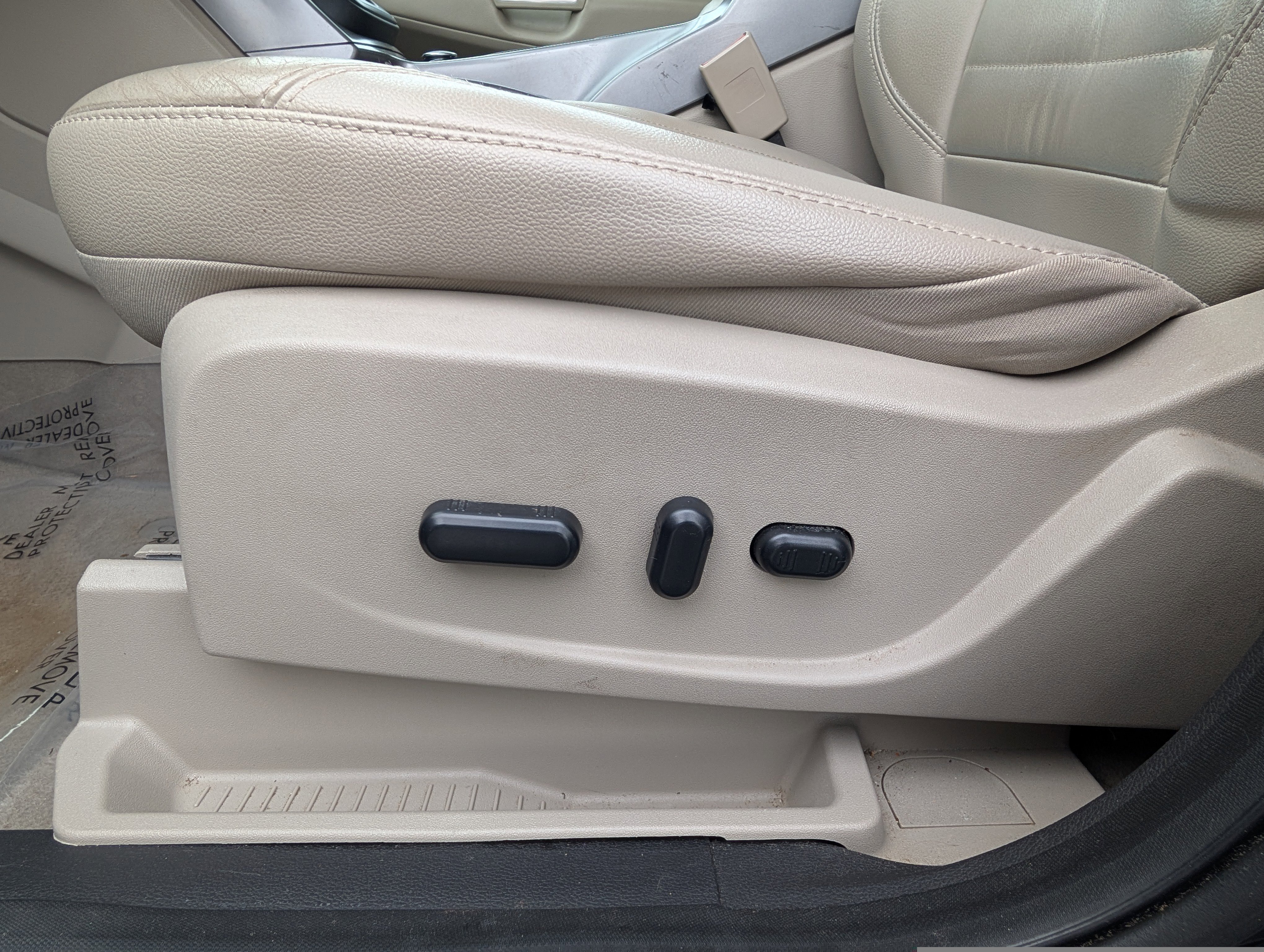 Used 2015 Ford Escape SE w/ Equipment Group 201A image 20