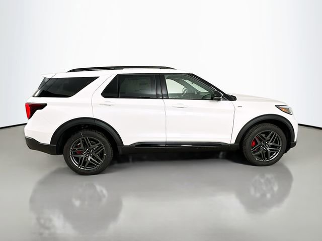 New 2026 Ford Explorer ST-Line w/ ST-Line Street Pack image 8