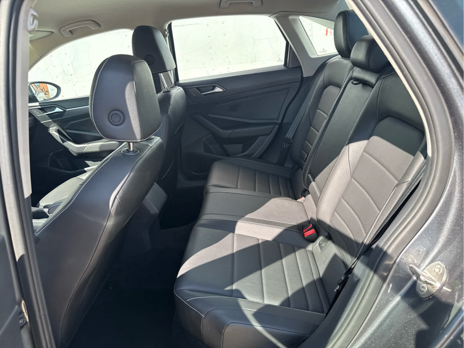 Used 2024 Volkswagen Jetta SE FWD image 32