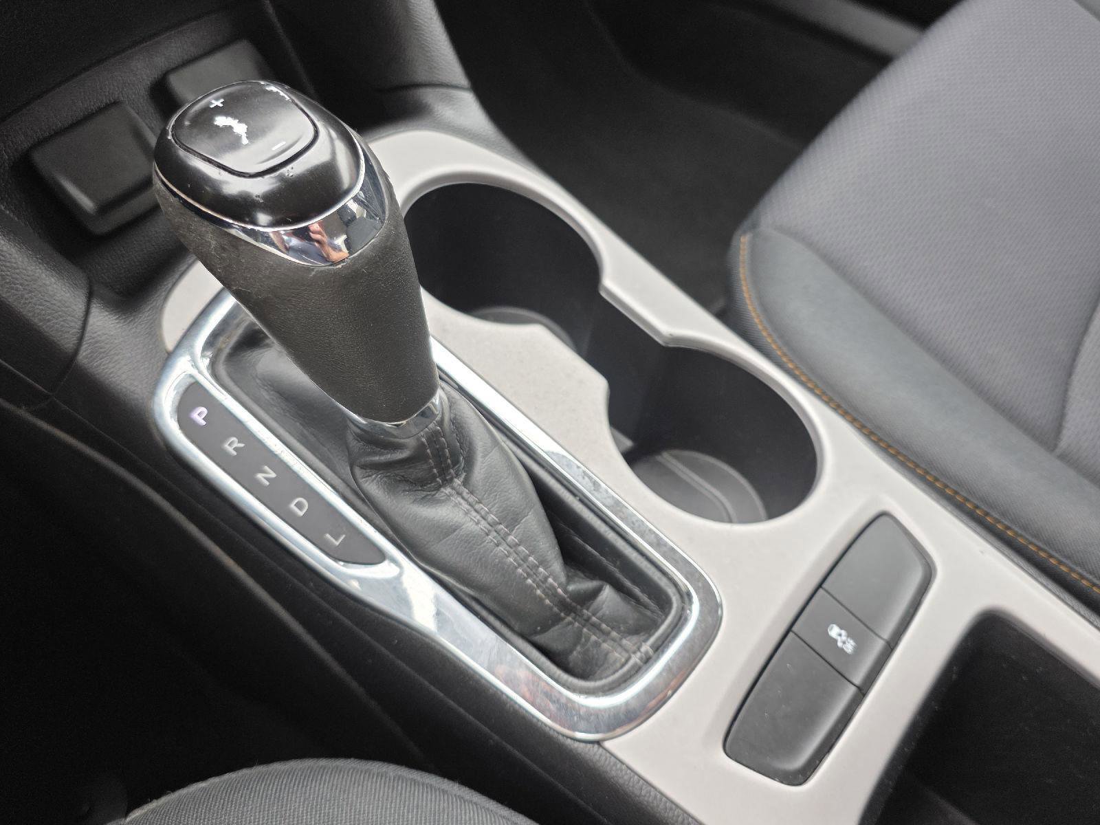 Used 2018 Chevrolet Cruze LS FWD image 12