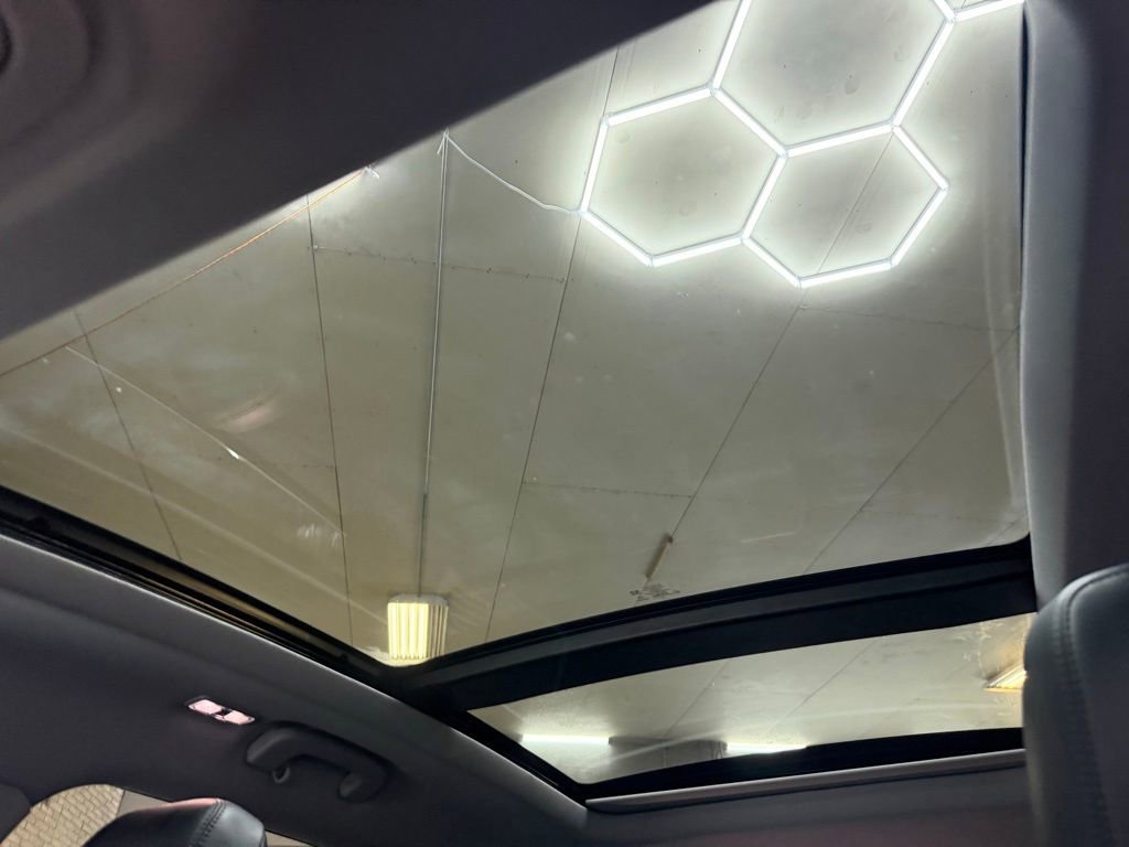 Used 2022 Lincoln Corsair AWD w/ Premium Package image 33