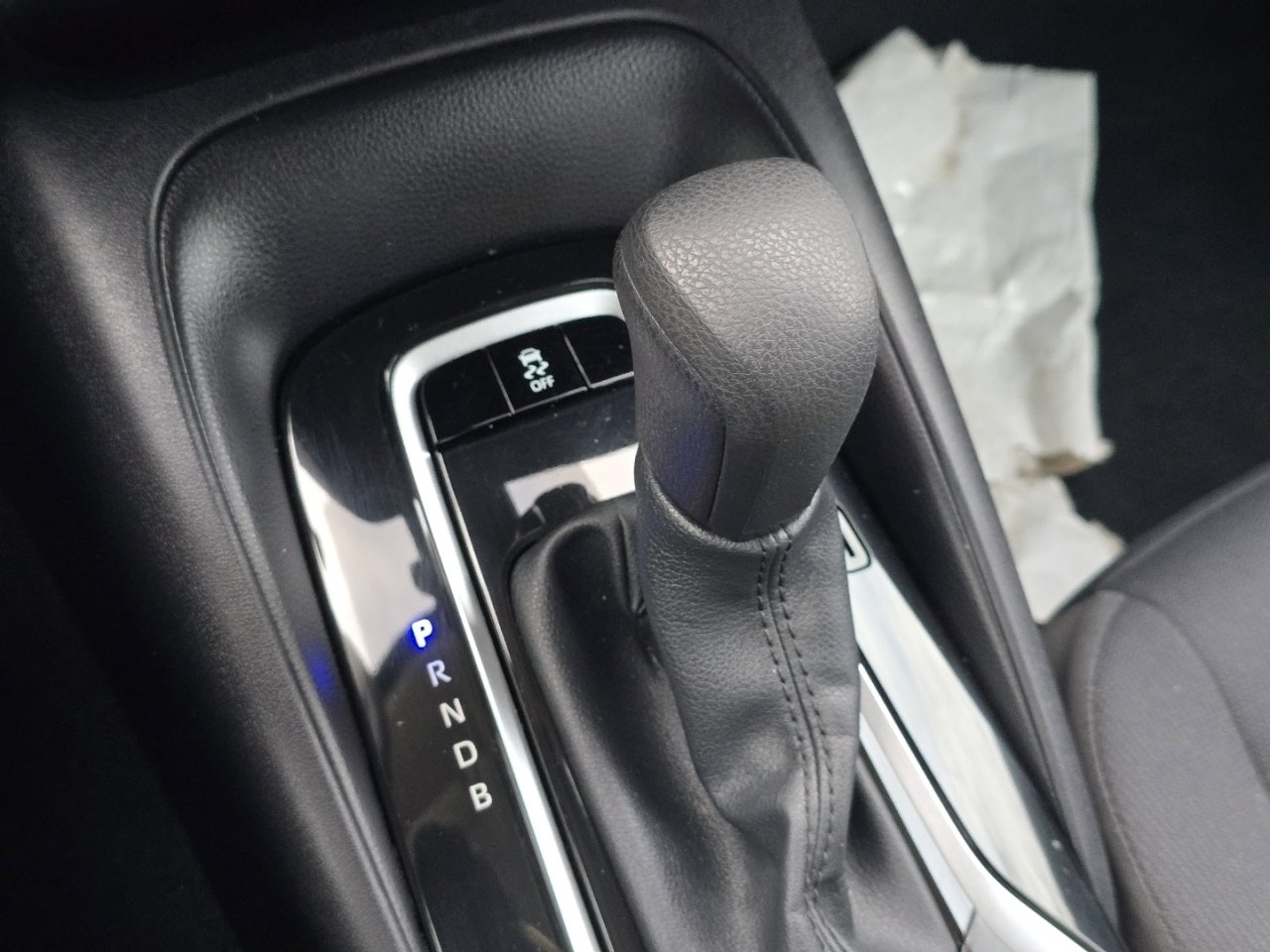 Used 2025 Toyota Corolla LE image 20