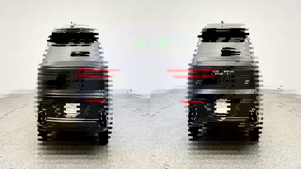 Used 2025 Genesis GV70 2.5T w/ Select Package image 6