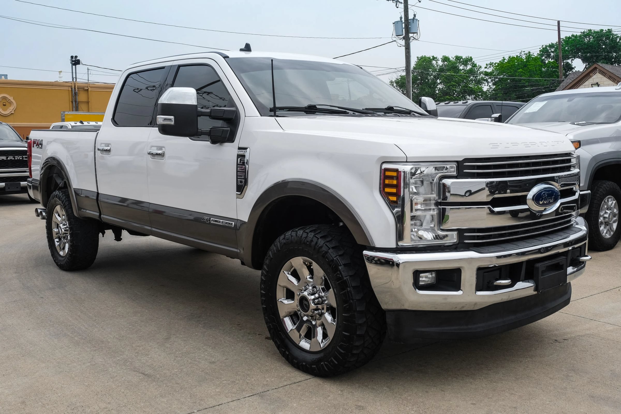 Used 2019 Ford F250 Lariat w/ Chrome Package AWD/4WD image 5