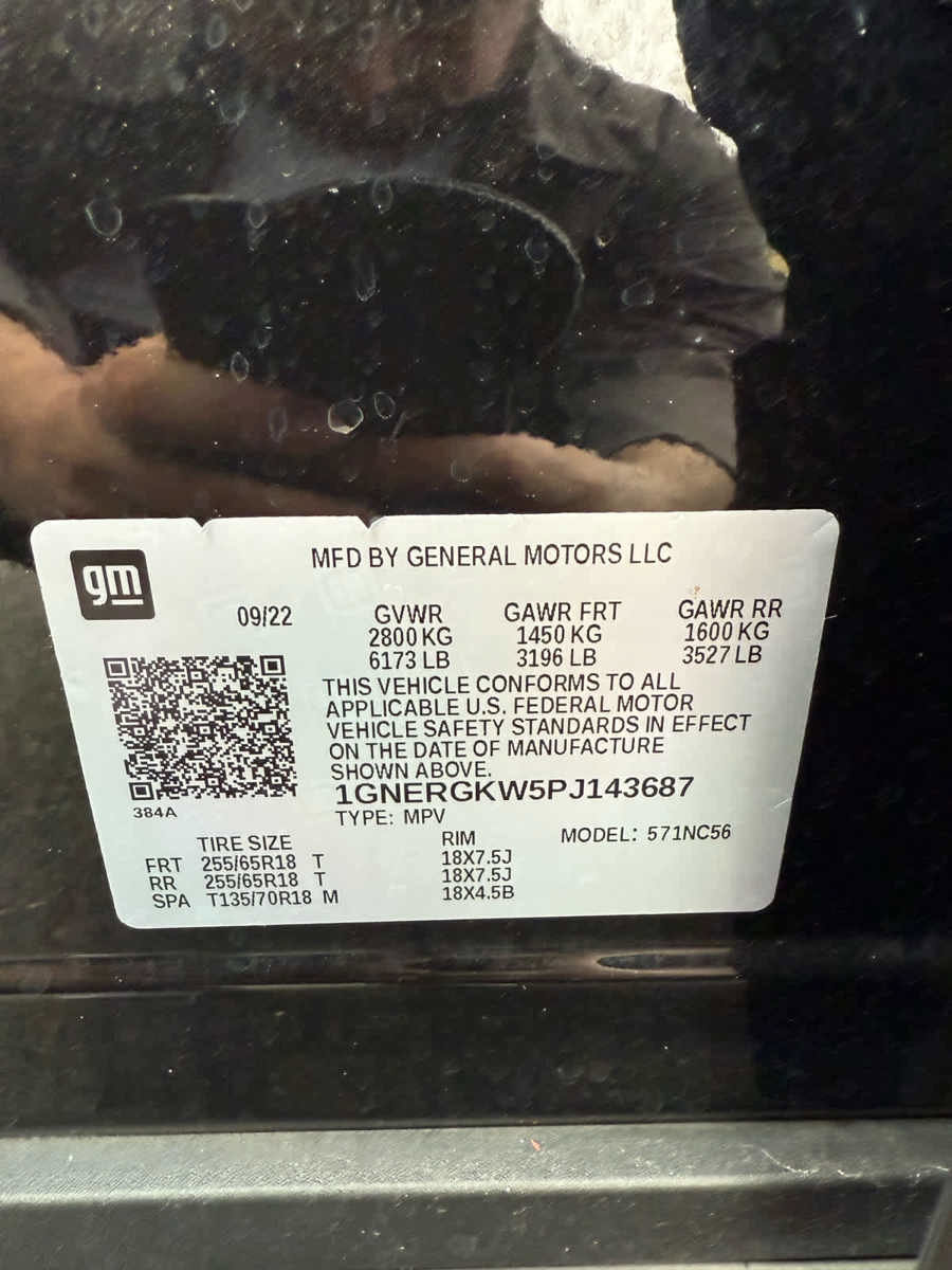 Used 2023 Chevrolet Traverse LT image 33