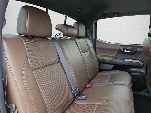 Certified 2020 Toyota Tacoma Limited AWD/4WD image 19