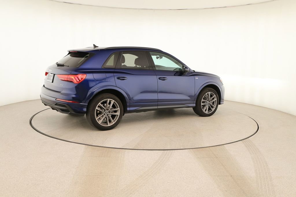 Certified 2025 Audi Q3 2.0T Premium w/ Convenience Package image 7