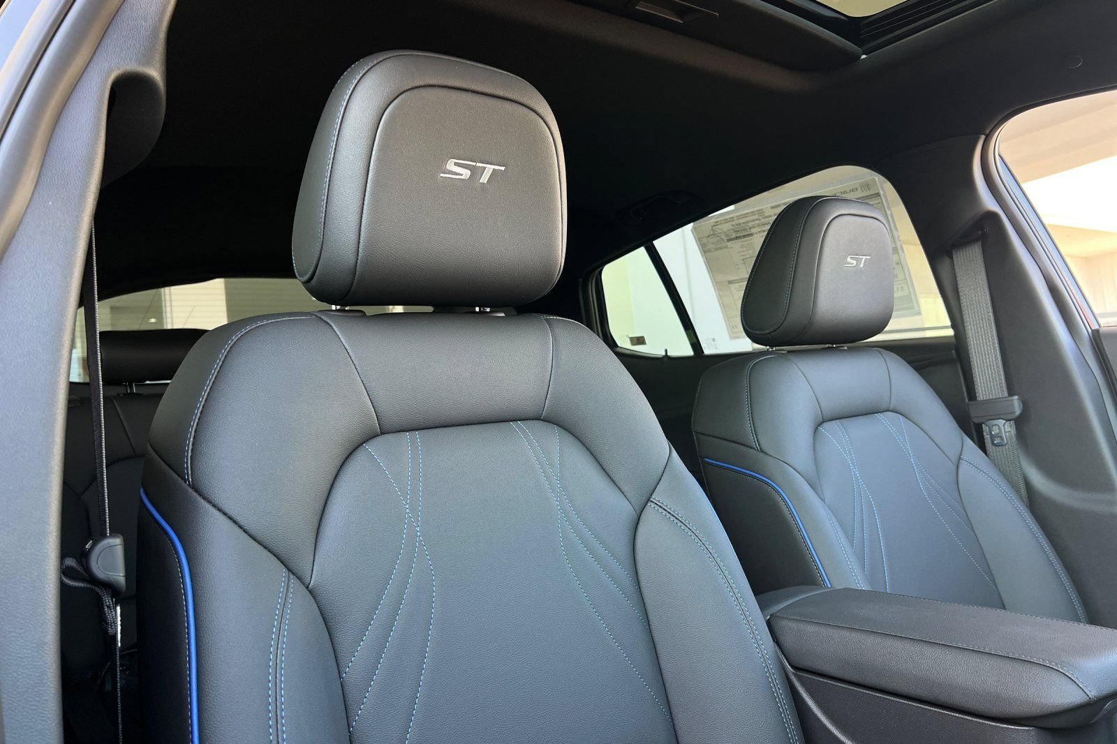 New 2026 Buick Envista Sport Touring w/ Convenience I Package FWD image 18