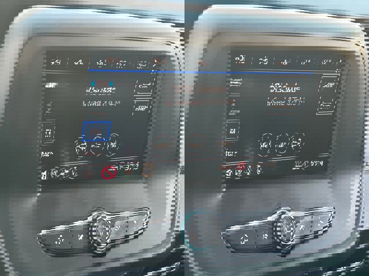 Used 2020 Chevrolet Camaro LT image 20