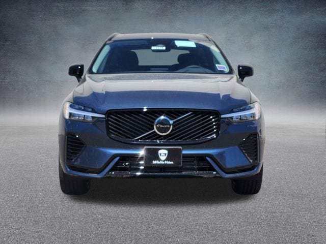 New 2026 Volvo XC60 T8 Plus w/ Climate Package AWD/4WD image 2