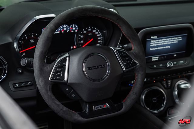 Used 2020 Chevrolet Camaro ZL1 RWD image 6