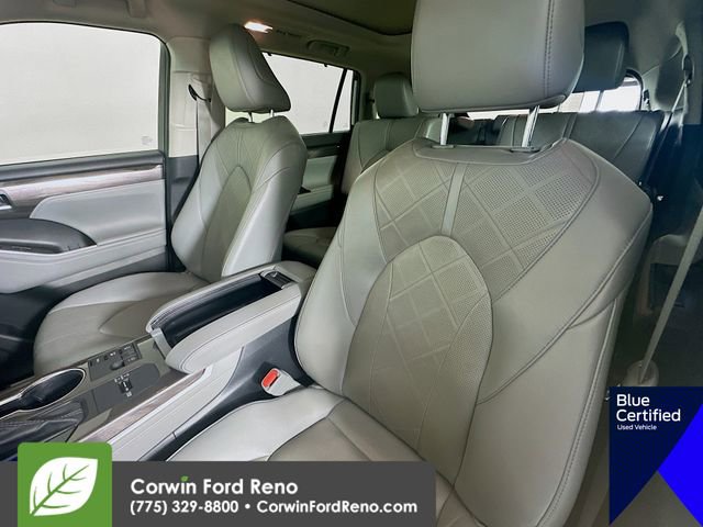 Used 2023 Toyota Highlander Platinum image 24