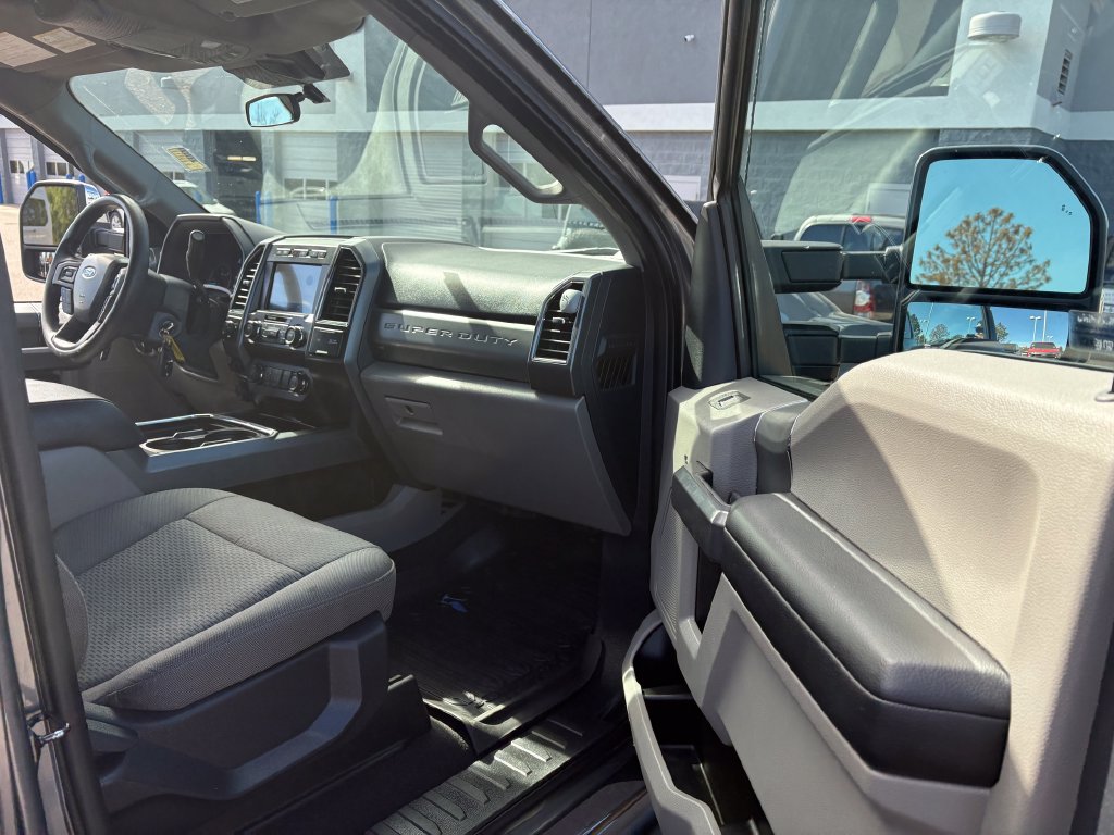Used 2022 Ford F250 XLT w/ XLT Premium Package AWD/4WD image 28
