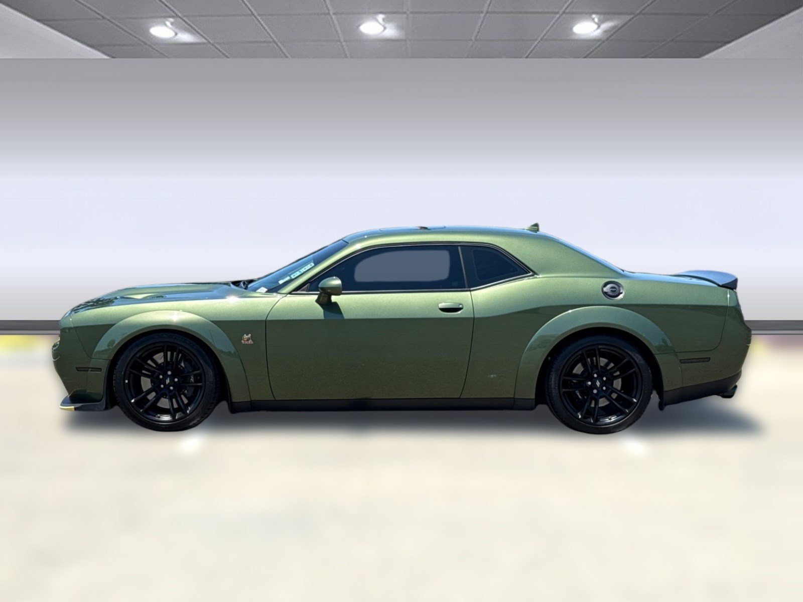 Used 2021 Dodge Challenger R/T Scat Pack RWD image 2