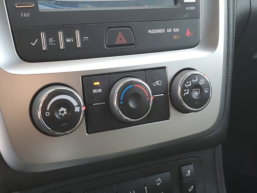 Used 2014 GMC Acadia SLE image 22