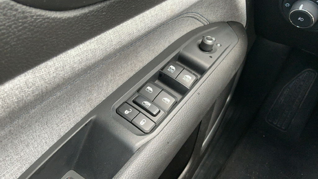 Used 2024 Jeep Compass Latitude AWD/4WD image 14