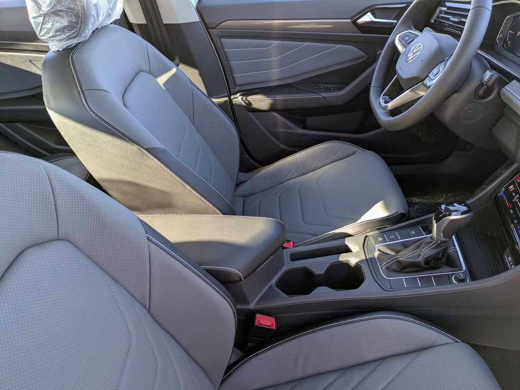 New 2026 Volkswagen Jetta SEL image 37