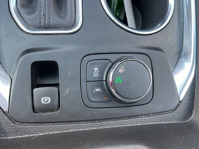 Used 2020 Chevrolet Traverse Premier image 34