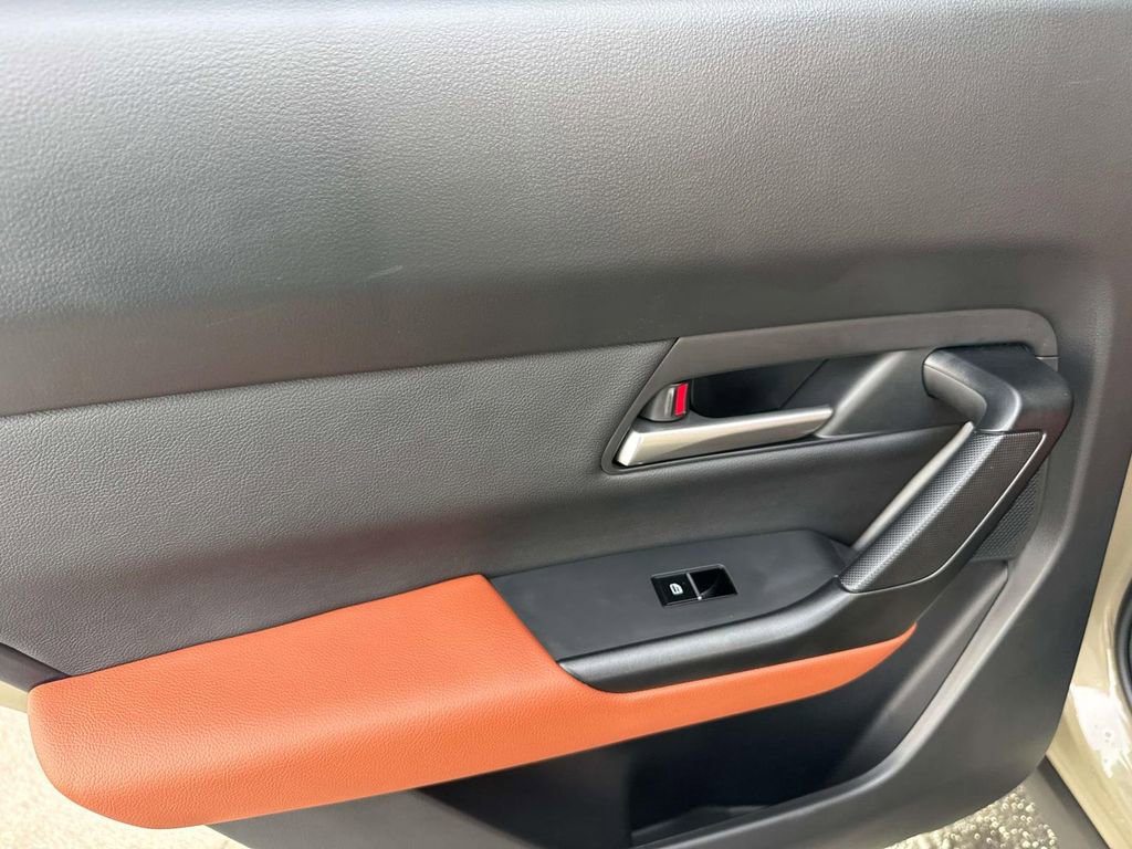 Certified 2025 MAZDA CX-50 Meridian Edition image 10