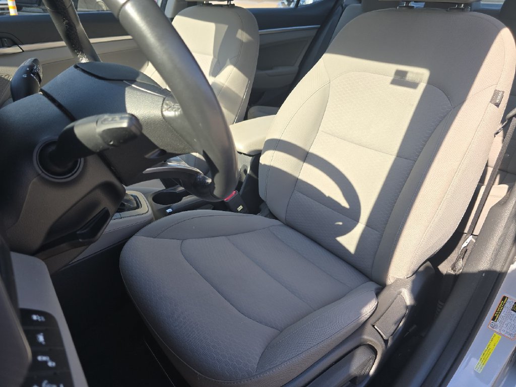 Used 2020 Hyundai Elantra Value Edition w/ Cargo Package (C1) FWD image 22