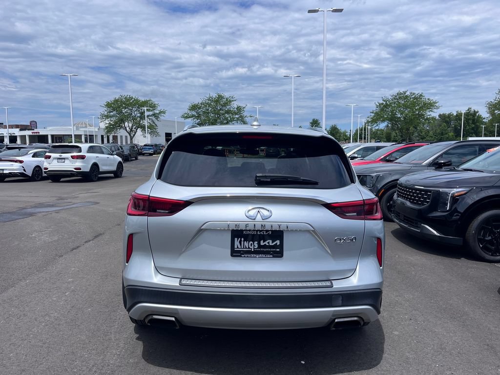Used 2019 INFINITI QX50 Luxe w/ Protection Package FWD image 4
