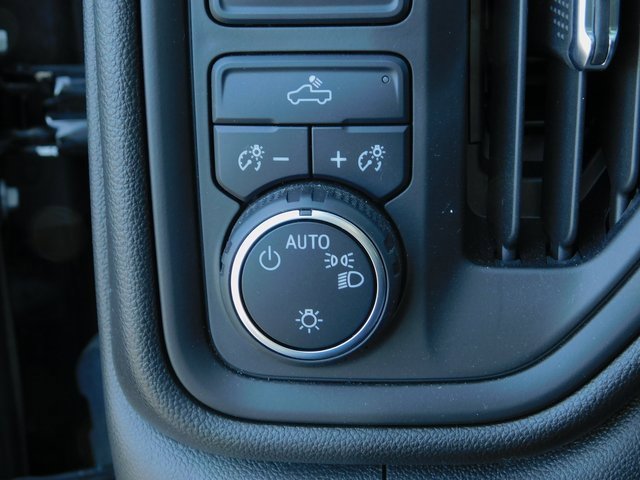 Used 2024 Chevrolet Silverado 2500 Custom image 28