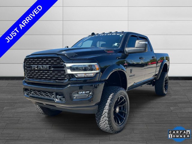 Used 2024 RAM 2500 Big Horn w/ Night Edition AWD/4WD image 7