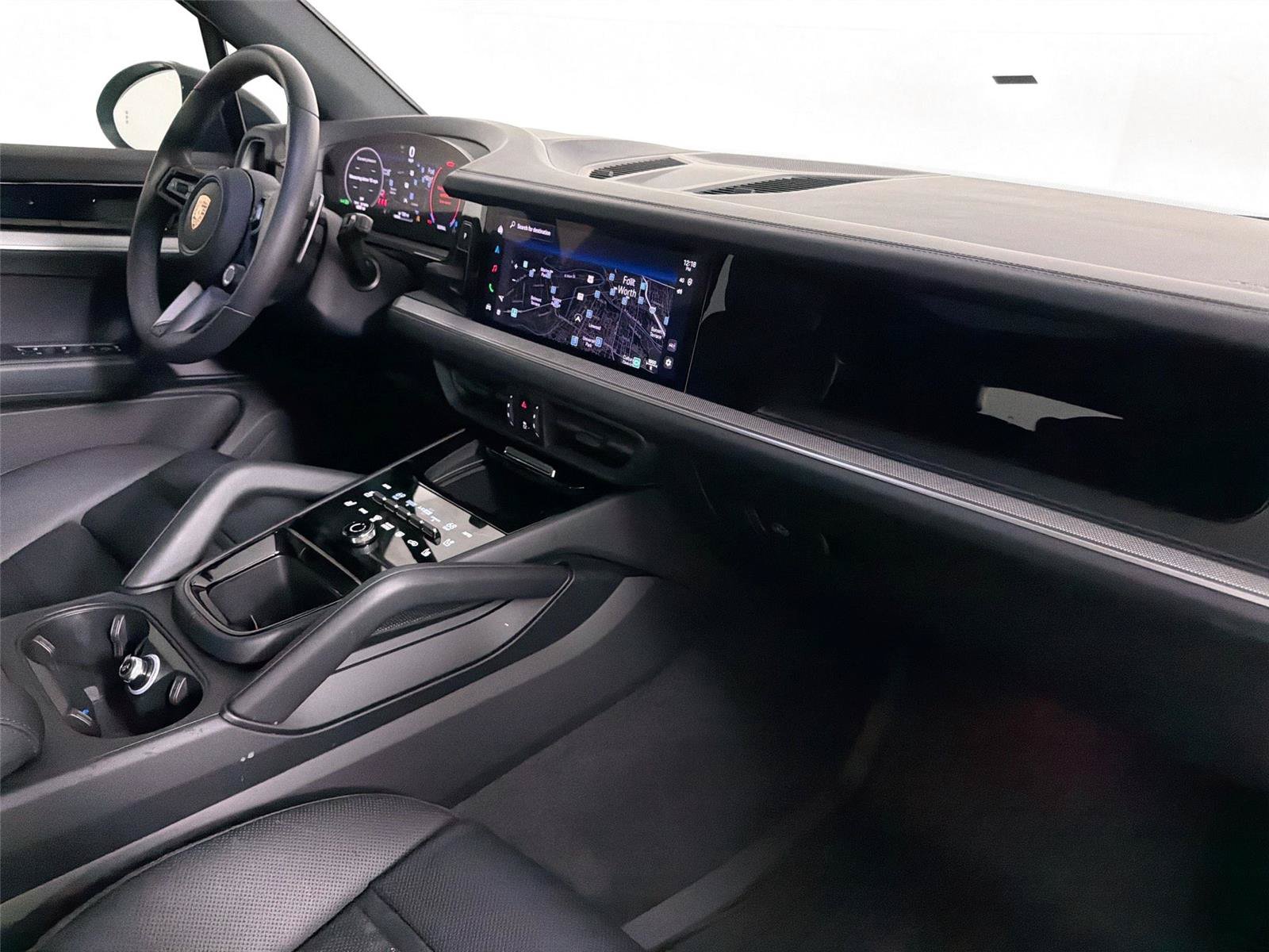 Certified 2026 Porsche Cayenne AWD/4WD image 28