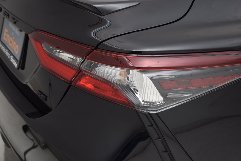 Used 2024 Toyota Camry SE w/ Convenience Package FWD image 13