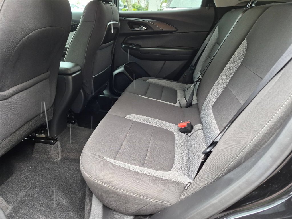 Used 2025 Chevrolet TrailBlazer LT AWD/4WD image 21