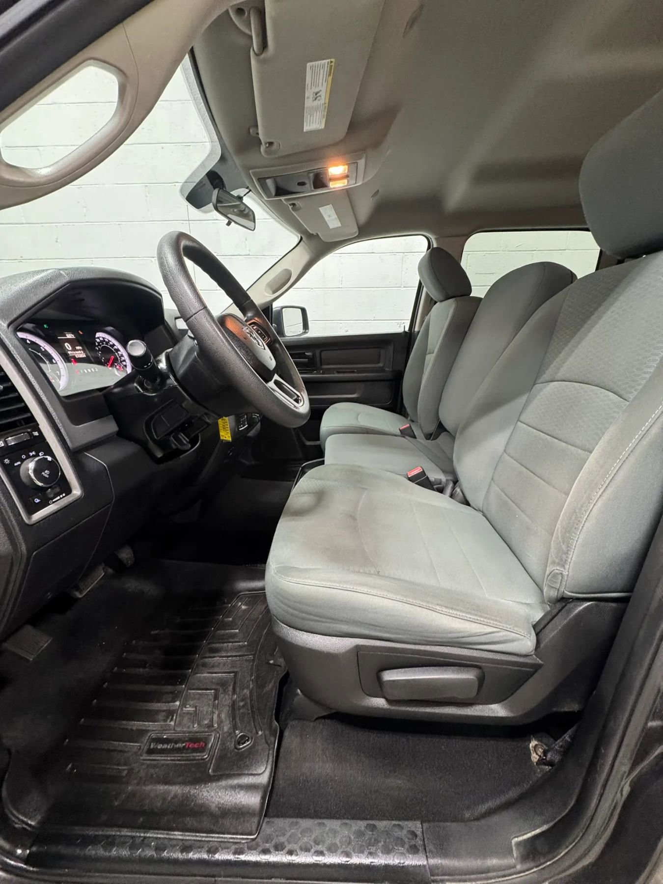Used 2018 RAM 1500 Express w/ Express Value Package AWD/4WD image 13