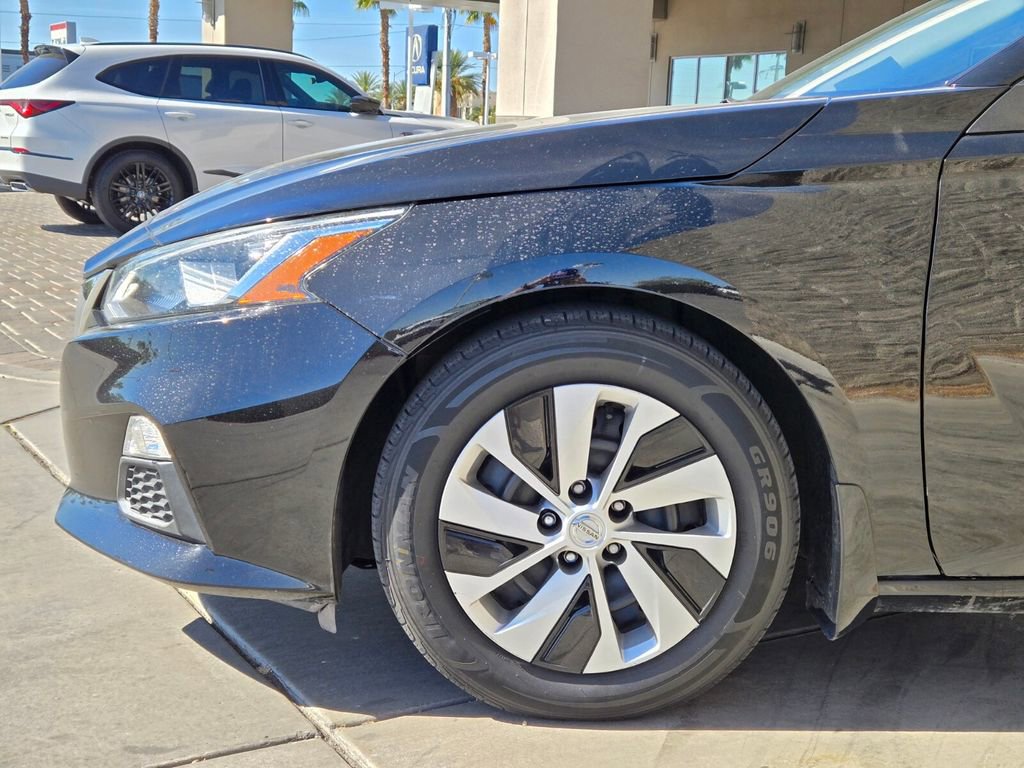 Used 2020 Nissan Altima 2.5 S image 5