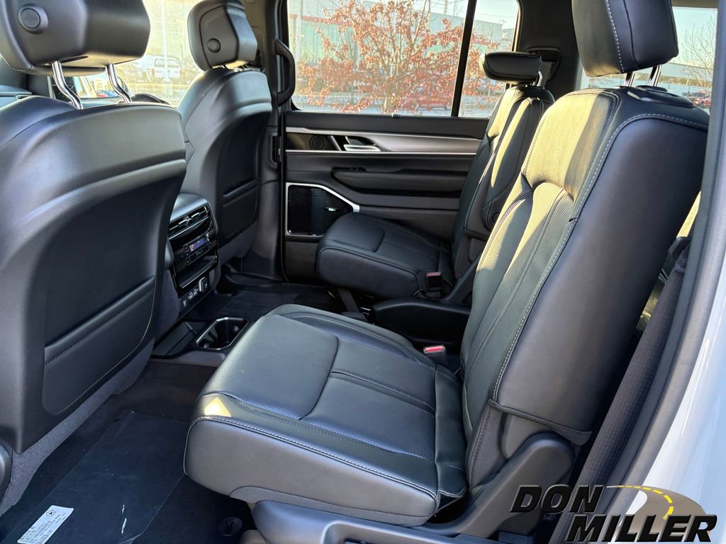 New 2026 Jeep Grand Wagoneer L Limited image 31