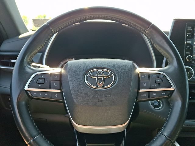 Used 2022 Toyota Highlander XSE AWD/4WD image 20
