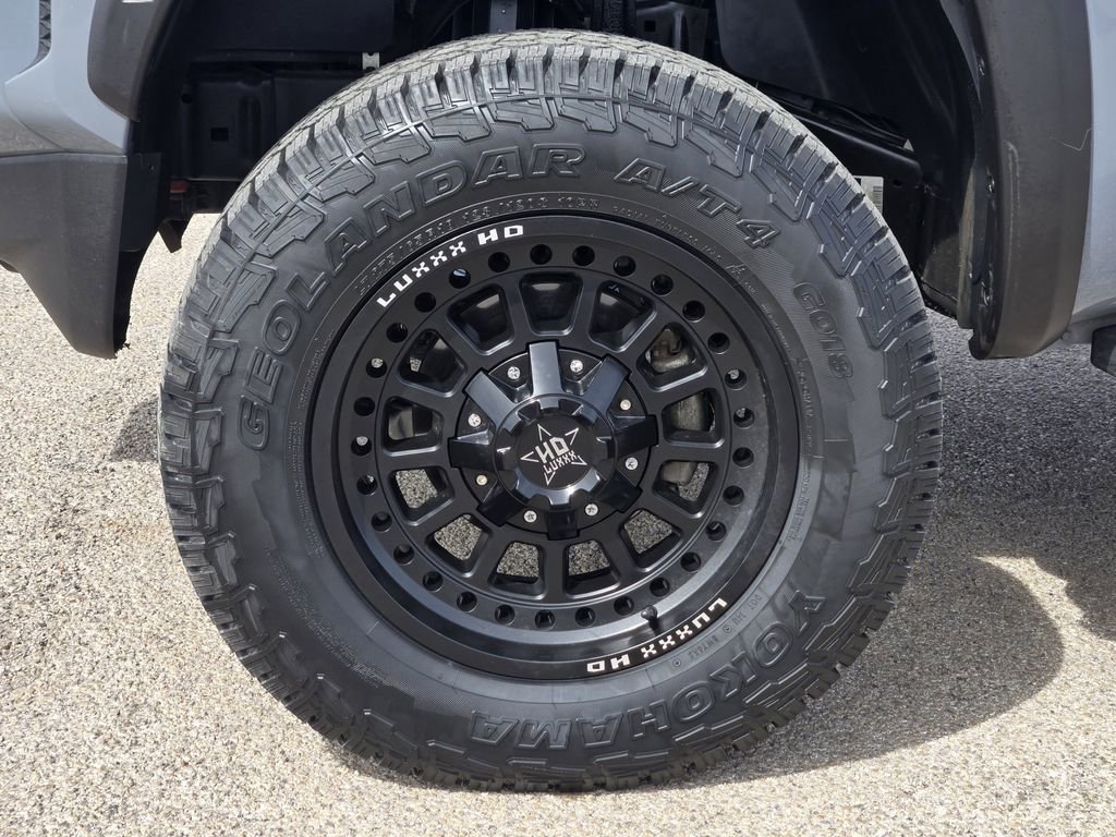 Used 2023 Nissan Frontier Pro-X w/ Pro Convenience Package image 10