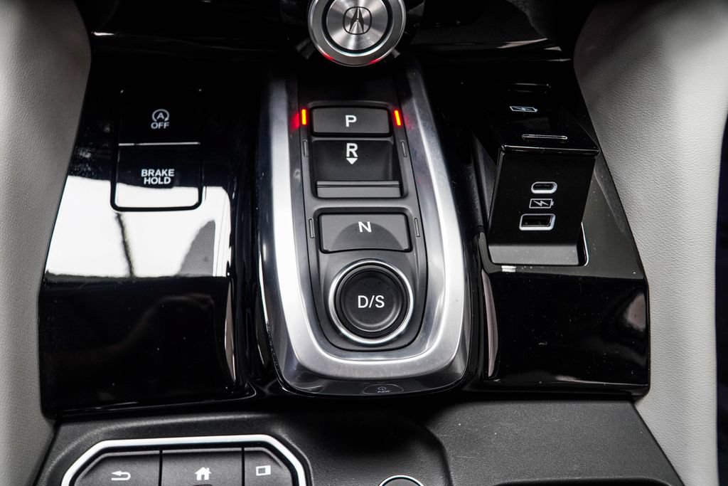 Used 2024 Acura MDX w/ Technology Package FWD image 22