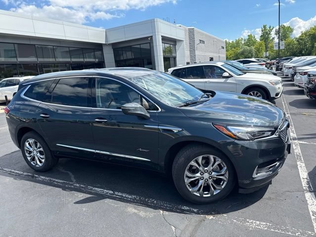 Used 2018 Buick Enclave Avenir w/ Avenir Technology Package AWD/4WD image 5