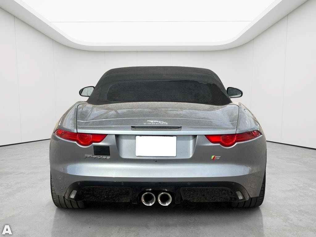 Used 2015 Jaguar F-TYPE S RWD image 9