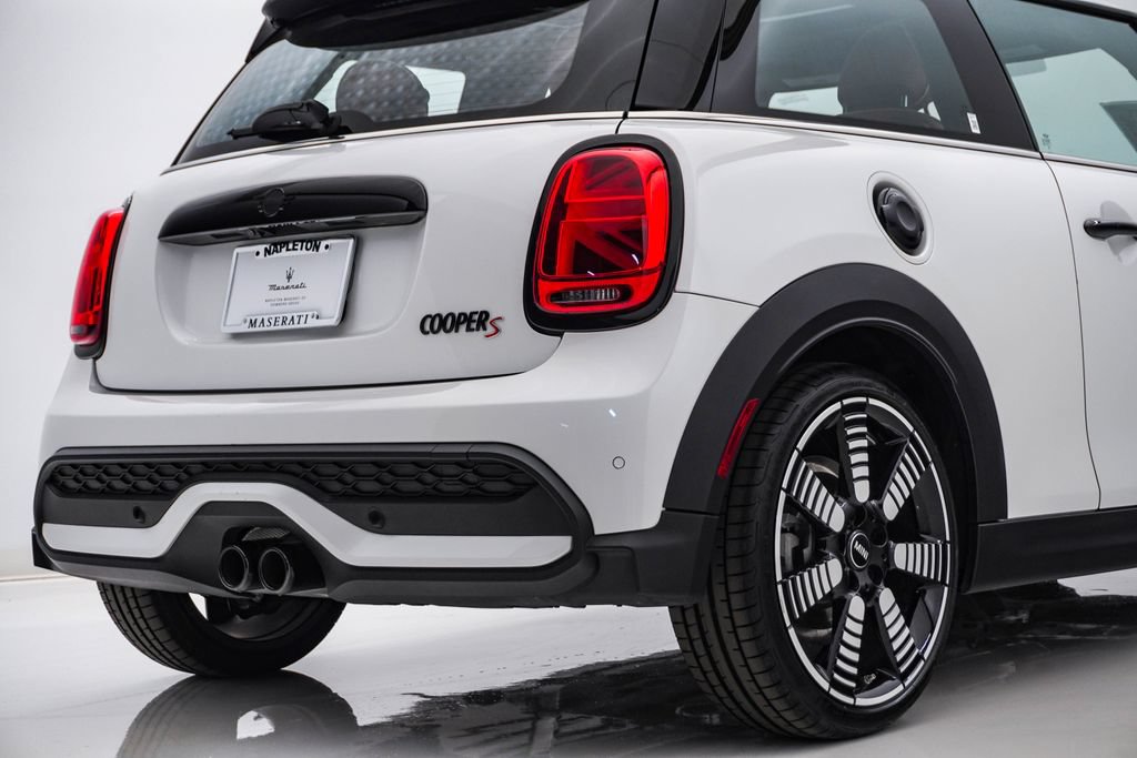 Used 2024 MINI Cooper S FWD image 12