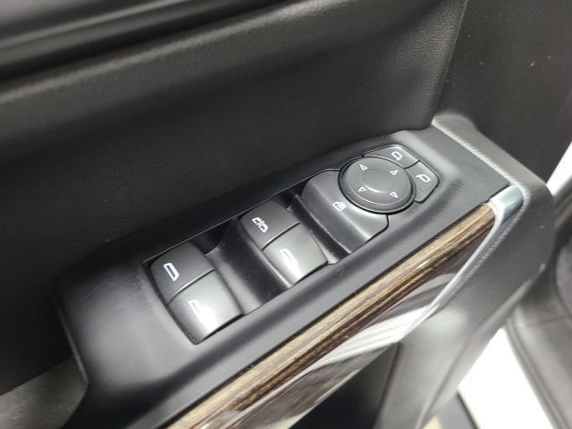 Used 2019 GMC Sierra 1500 SLE w/ SLE Value Package AWD/4WD image 21